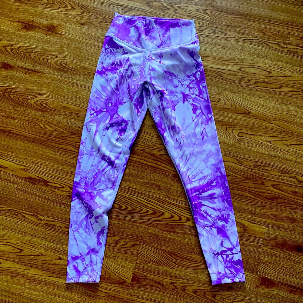 BRAND NEW Balance Athletics Cloud Leggings